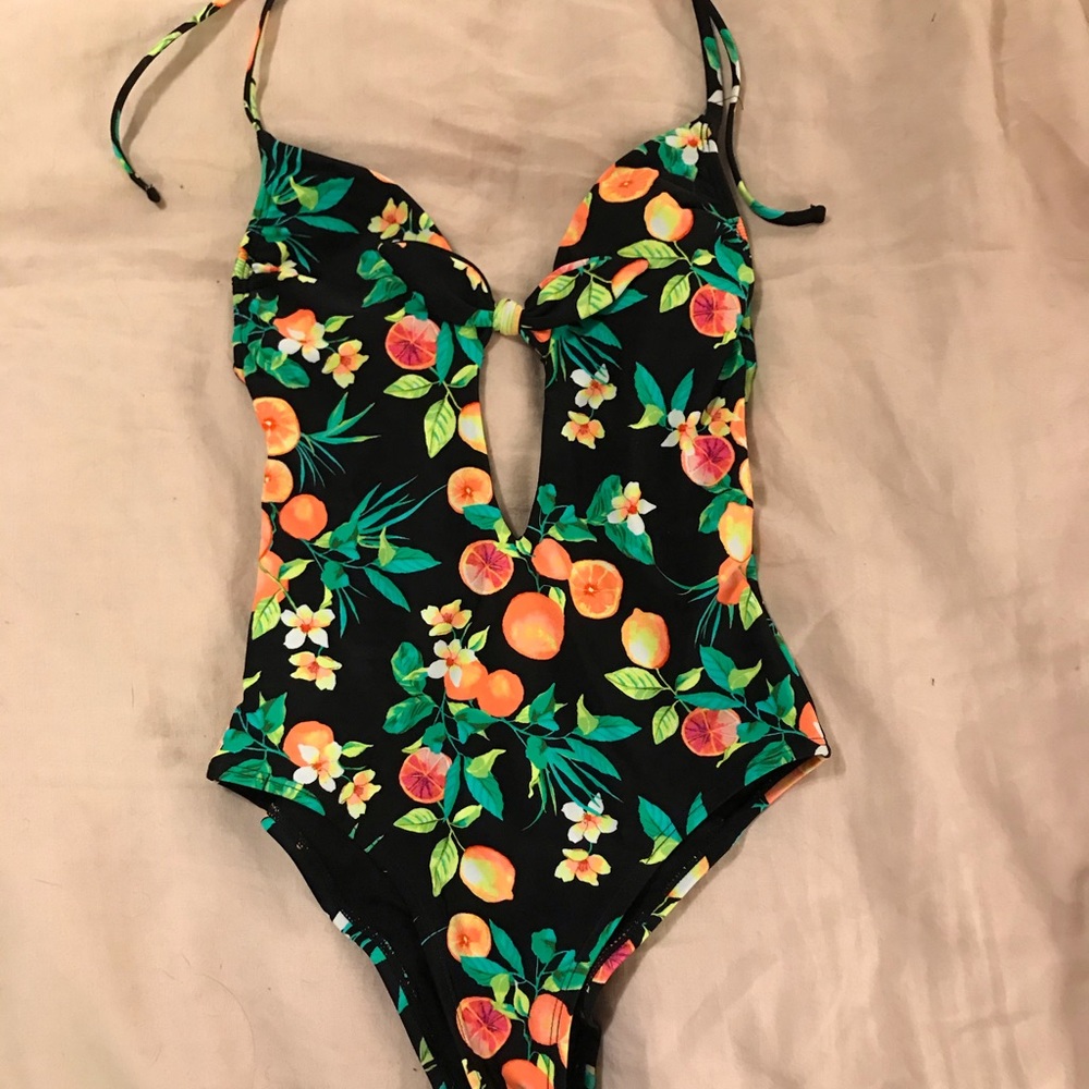 Citrus print swim suit
